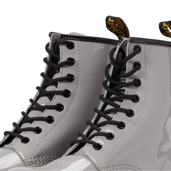 Dr. Martens Women's 1460 W Patent Leather 8 Eye Boot, Zinc Grey, 5 - Picture 5 of 6